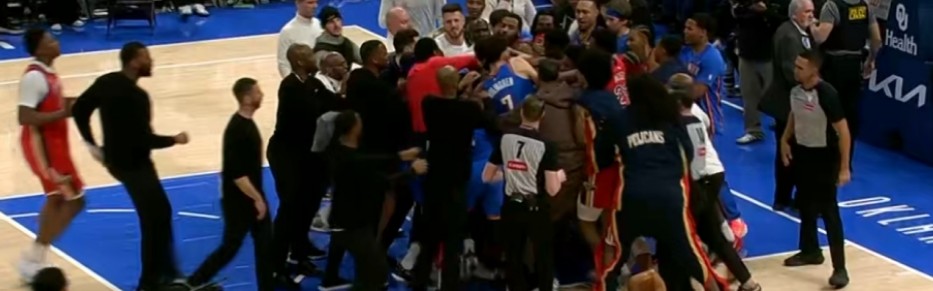 世俱杯参赛资格-NBA官方罚单：雷霆鹈鹕冲突多尔特费尔斯各罚2.5万美元 逃过禁赛