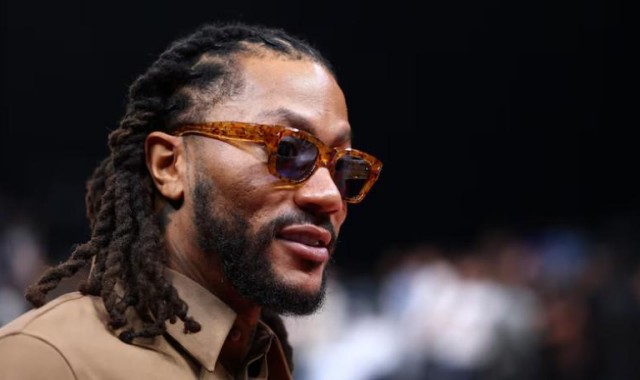 世俱杯竞猜网站-为庆祝罗斯退役公牛球衣，Adidas将复刻Rose 1球鞋，售价130美元